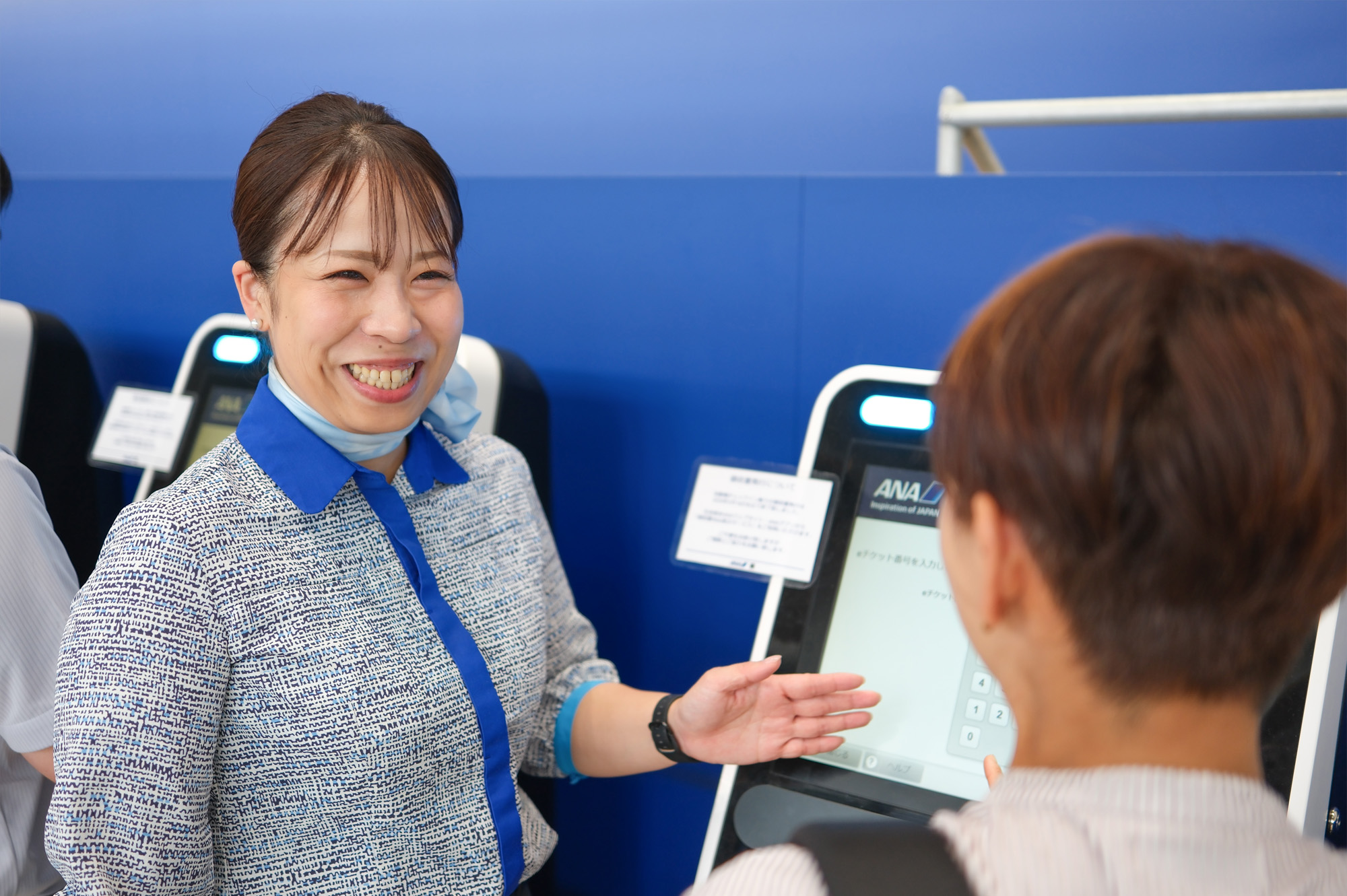 お客様対応の様子