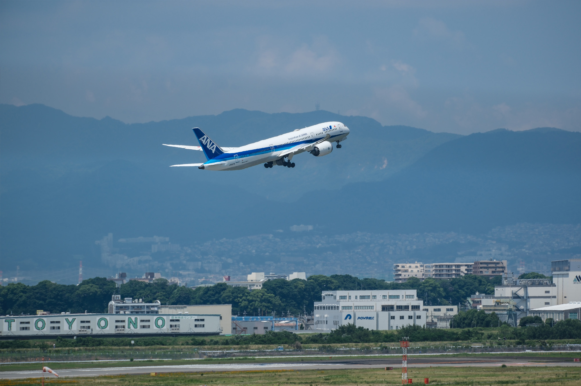 国際線カウンター